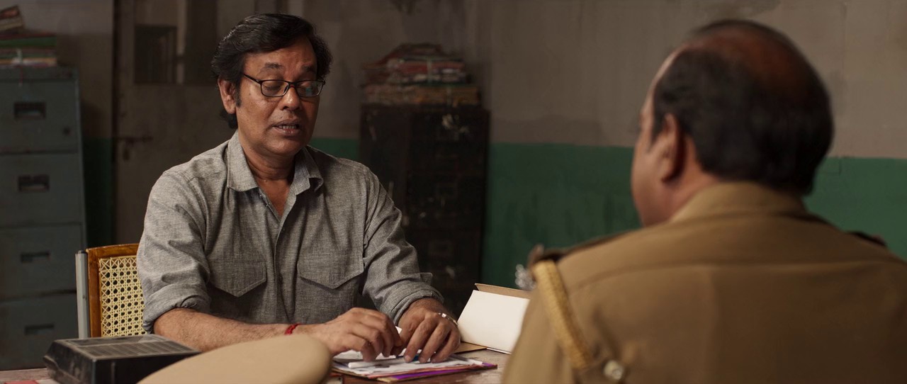 Sorgavaasal (2024) WEBRip Hindi + Tamil 720p x264 AVC HE-AAC 2.0 ESub.mkv.0000